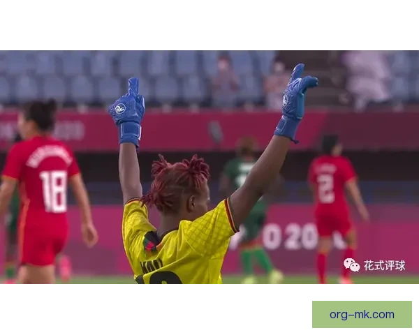李源一中场拼尽全力奔跑筑起坚固防守屏障